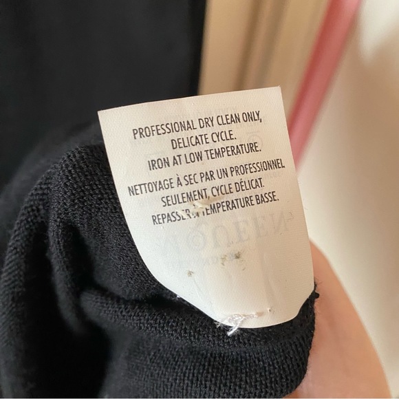 Alexander McQueen Black Long Sleeve Wool Mini Dress with White Silk Ruffle Trim - Picture 7 of 7